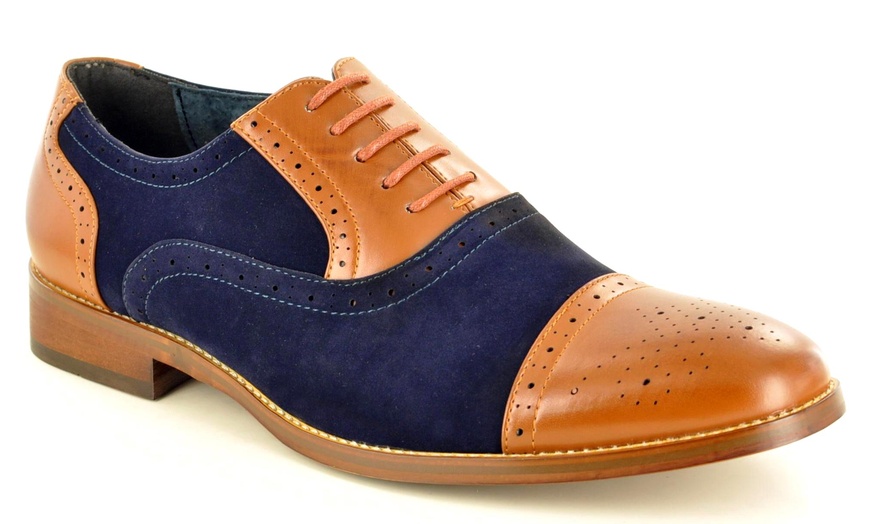 Image 16: Two-Tone Men's Brogue Shoes