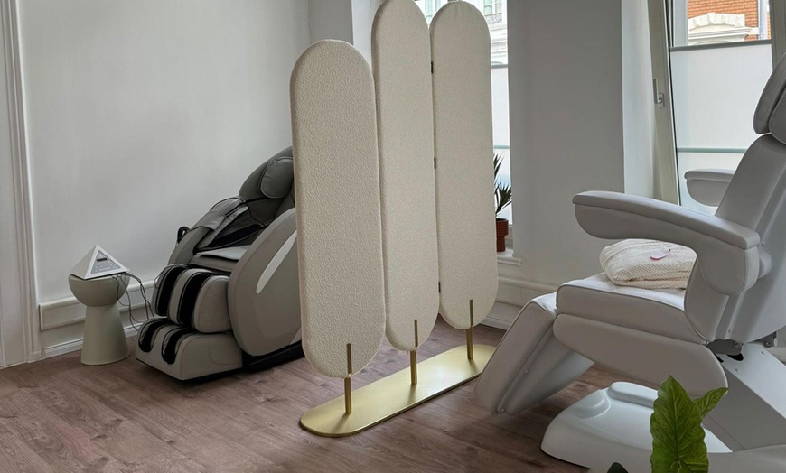 Image 7: 1 oder 2 Microneedling-Gesichtsbehandlungen mit Hyaluronsäure & Maske