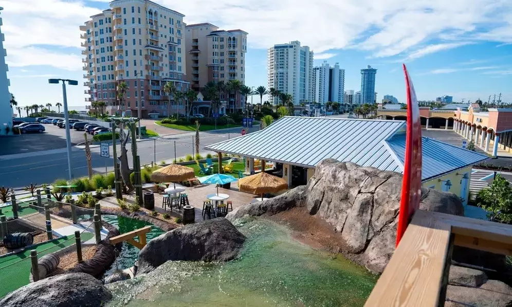 18-Hole Tropical Mini Golf Adventure – Daytona Beach