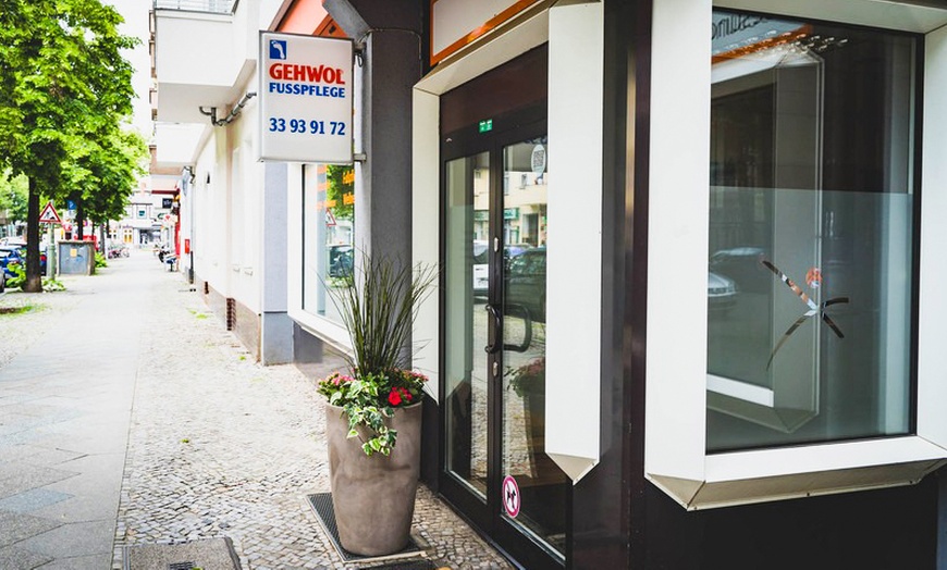 Image 20: 30-60 Min. Kräuterstempel-Massage für 1 Person