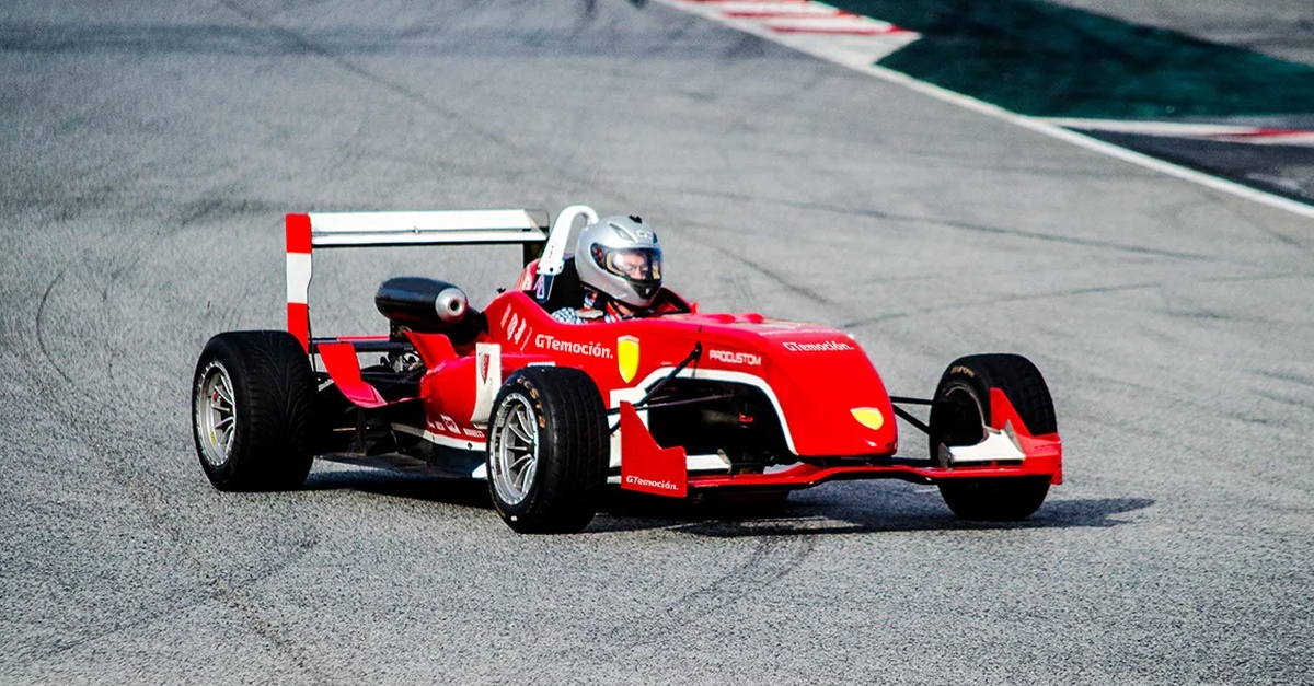Experiencia de conducción en fórmula de competición en el Circuito de Vic