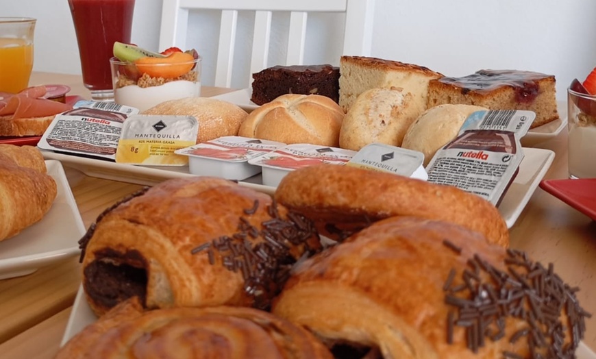 Image 2: Empieza el día con energía con un brunch gourmet para 2 o 4 personas