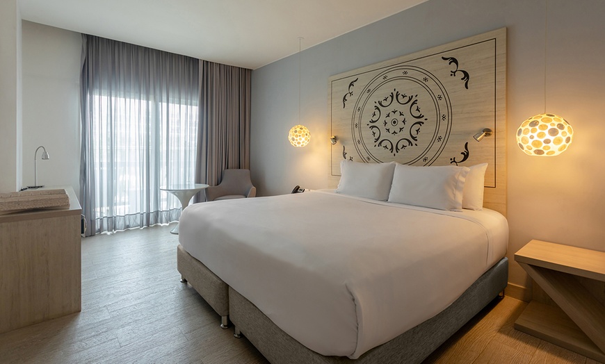 Image 11: ✈ 5-Night Part All-Inclusive Colombia Trip with Air from Travel By Jen