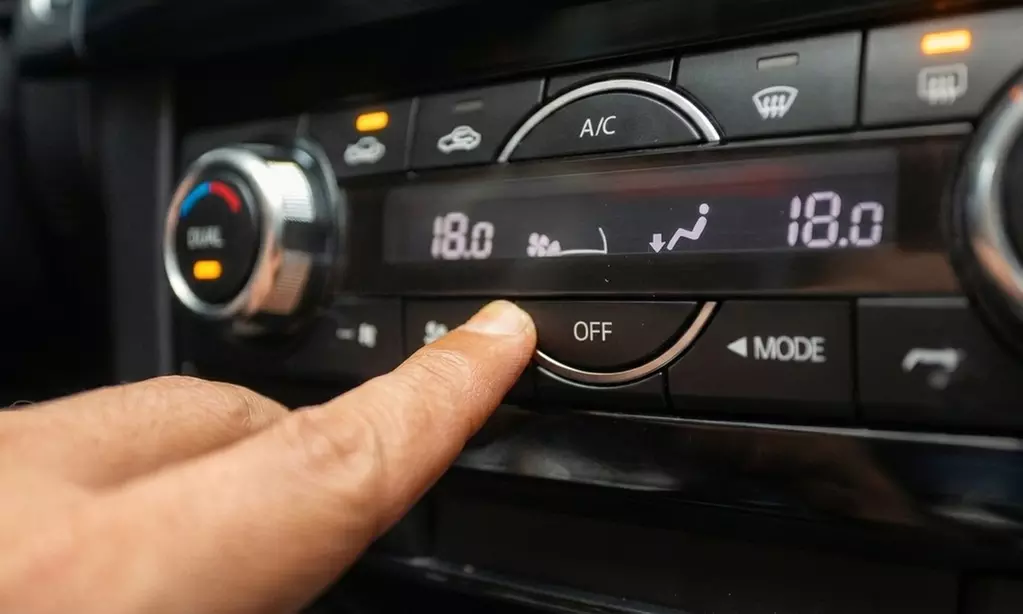 Complete Car A/C Diagnostic with EVAC and Refrigerant Recharge at Oxenade Motors (Up to 50% Off) - Image 2