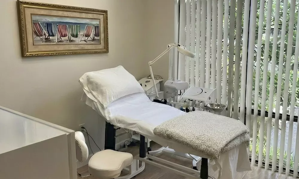 Get One PDO Thread Under Eye, Brow, Neck, Partial or Full Face Lift