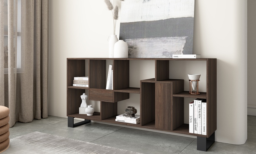 Image 57: Bibliothèque au design ludique