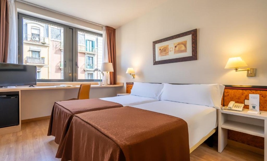 Image 6: ✈ Barcellona: Volo diretto più 2 o 3 notti in hotel