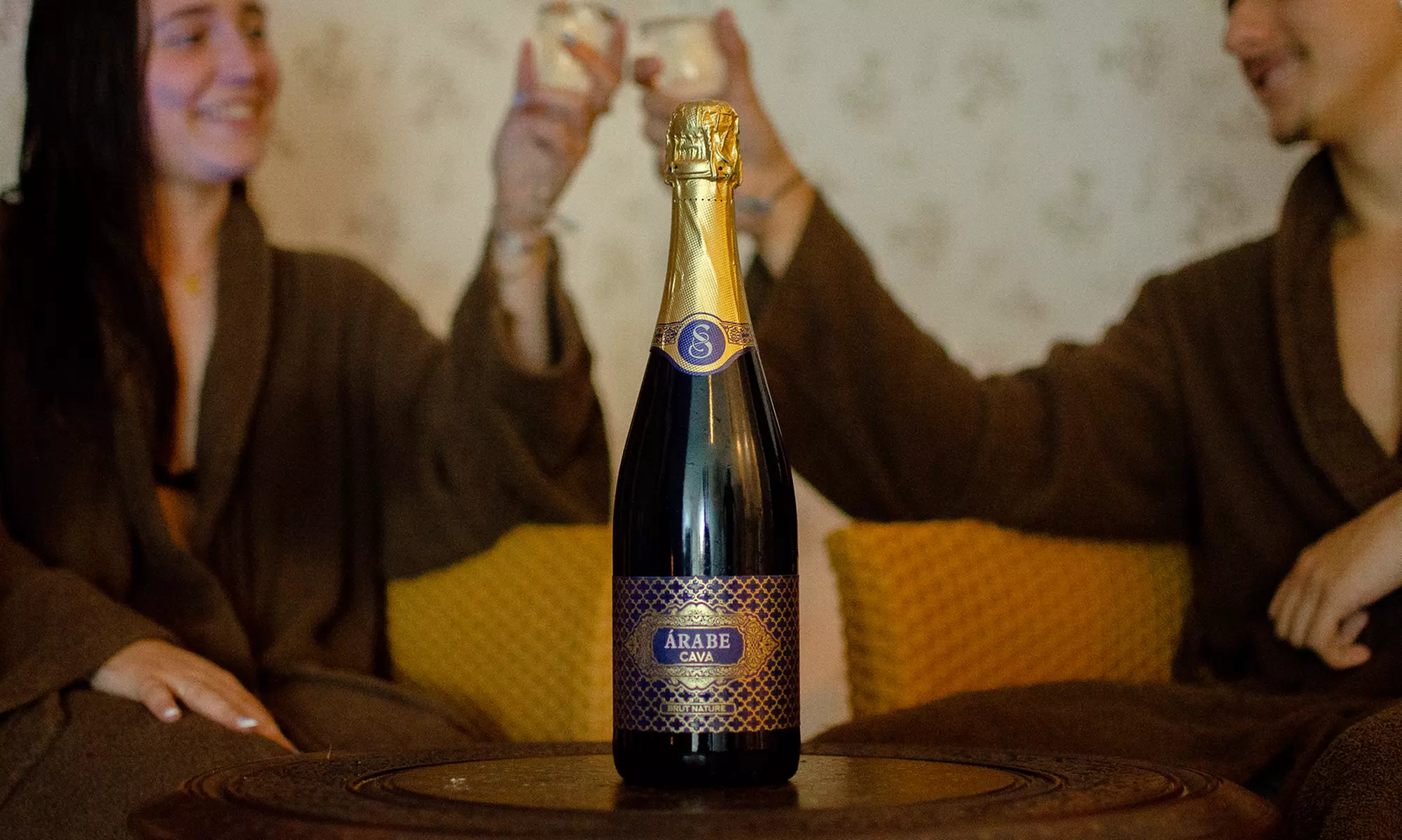 Circuito spa, masaje, facial Glow, cava y bombones, almuerzo o cena