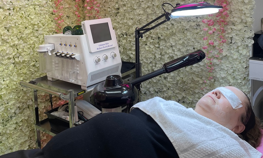 Image 3: Ready for a Glow-Up? Grab a 45 Min Fabulous Facial 