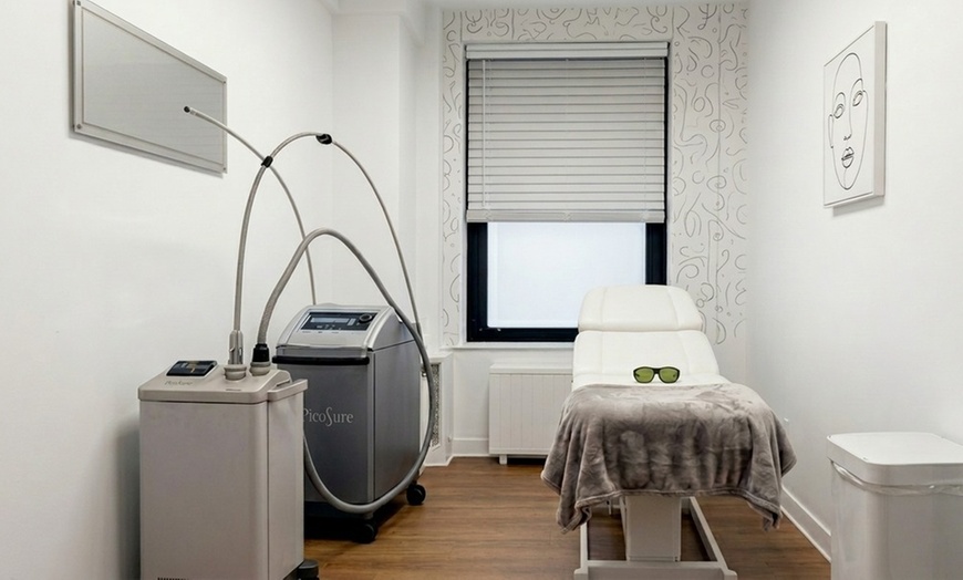 Image 3: Dermaplaning & TCA Peels with Multi-Session Glow Options