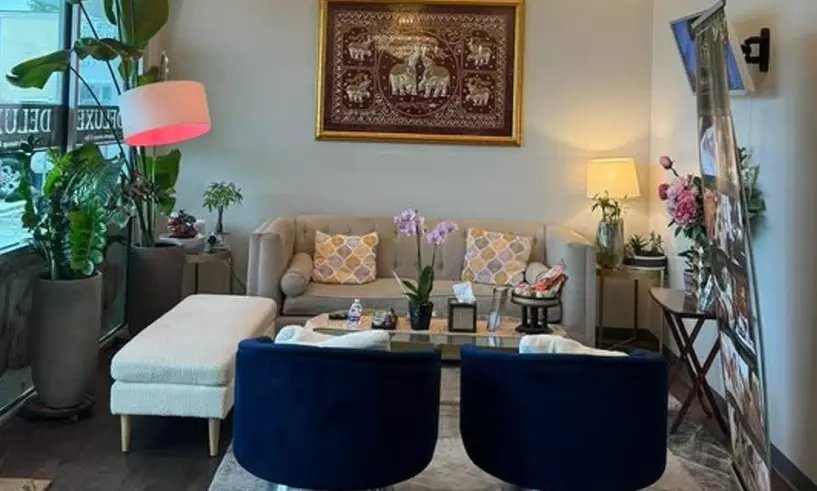 60, 90 or 120 Min Couples Massage + Hot Stone, Stream Eye Mask & More 