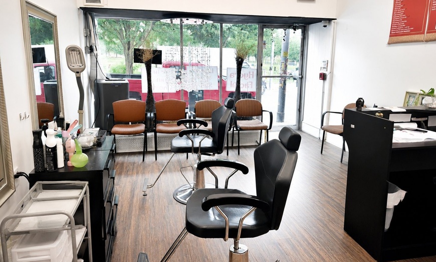 Image 3: Keratin Treatments & Hair Straightening