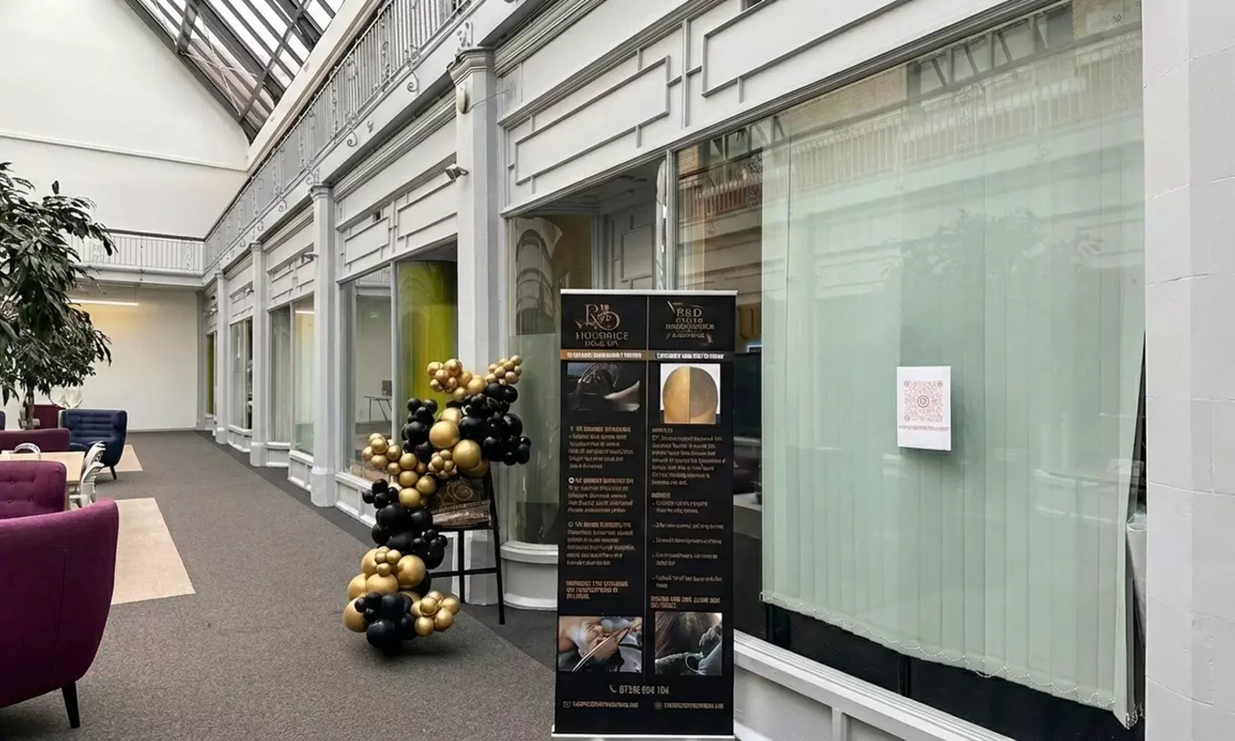 Relax with 30, 60 or 90 Minute Head Spa