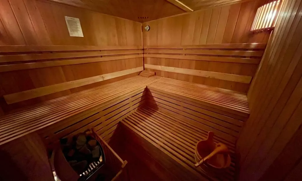 Private Spa: Floating od. Sauna, inkl. Leihhandtuch, Föhn und Duschgel