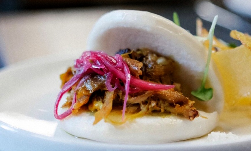 Image 4: Menú mediterráneo completo para 2 o 4 con opción a vino en El Carmen