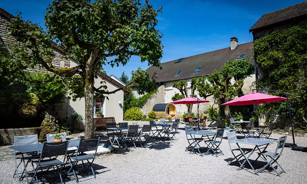 PROCHE DIJON | Saint-Seine-l'Abbaye - Logis Relais De La Source 3*