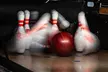Spaß und Genuss in einem: 90 Min. Bowling inkl. 1 Pizza auf einer Bahn für bis zu 8 Personen (60% sparen) - Second Medium