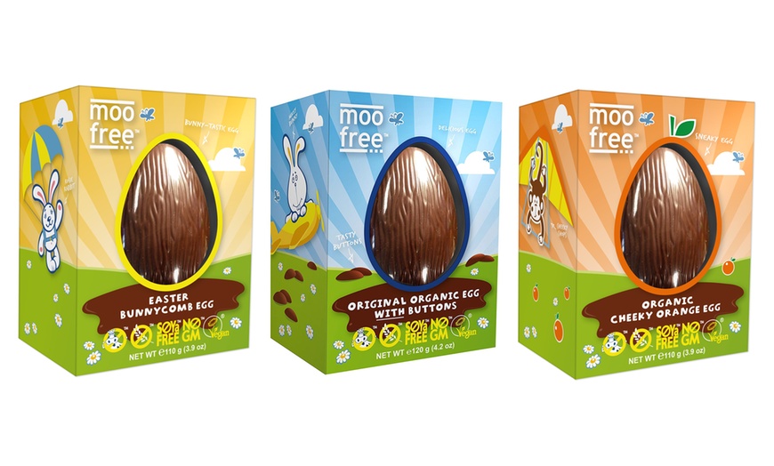 Image 1: Three-Pack of Moo-Free Easter Eggs