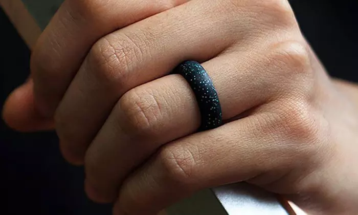 7 Pack Women's Silicone Wedding Bands Set Colorful Rubber Rings