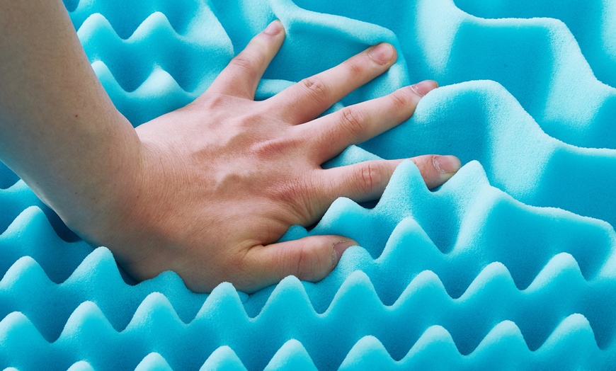 Image 4: Cooling 7-Zone Memory Foam Mattress Topper