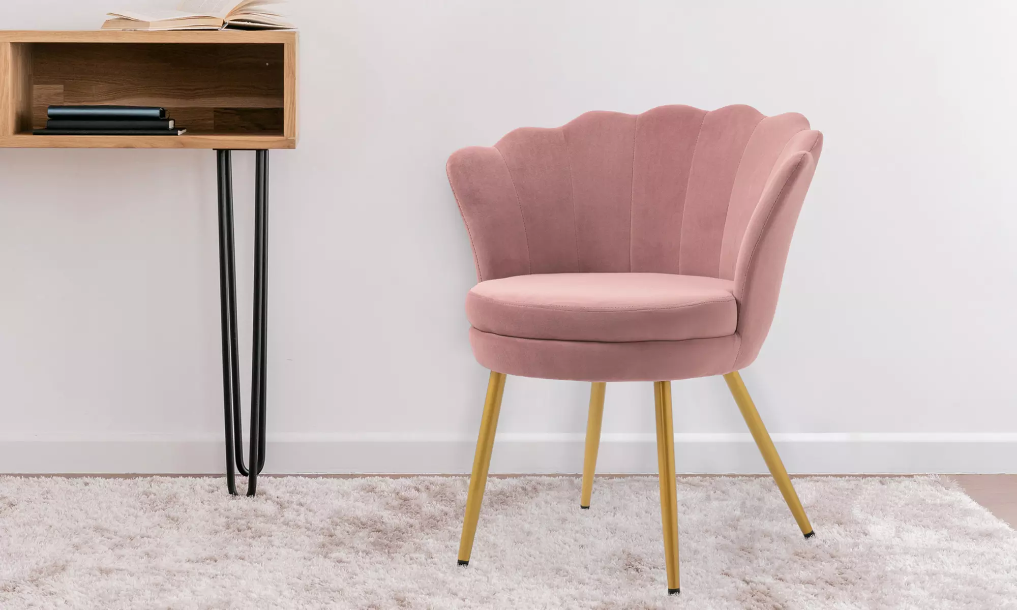 Fauteuil coquillage en velours, coloris au choix, livraison incluse - Primary Image