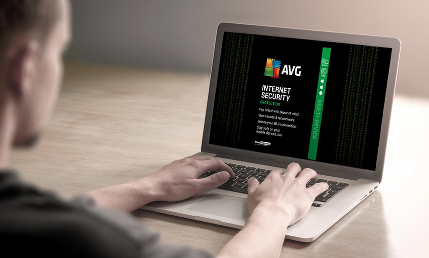 Image 1: AVG Internet Security 2025 ou AVG Ultimate 2025 pour 10 appareils