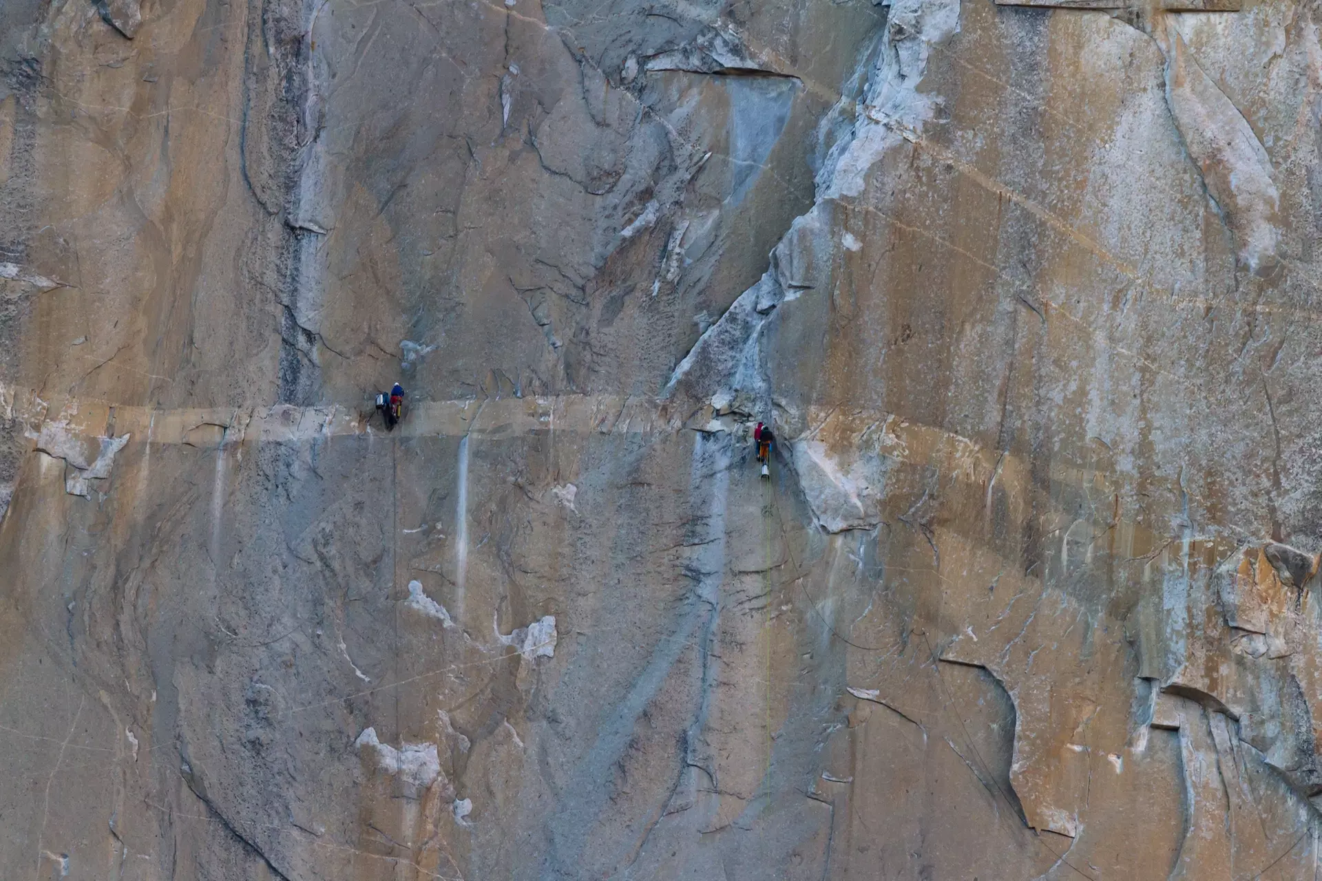 ✈ Yosemite: 4-Day Adventure with Air & Hotel from Worldee