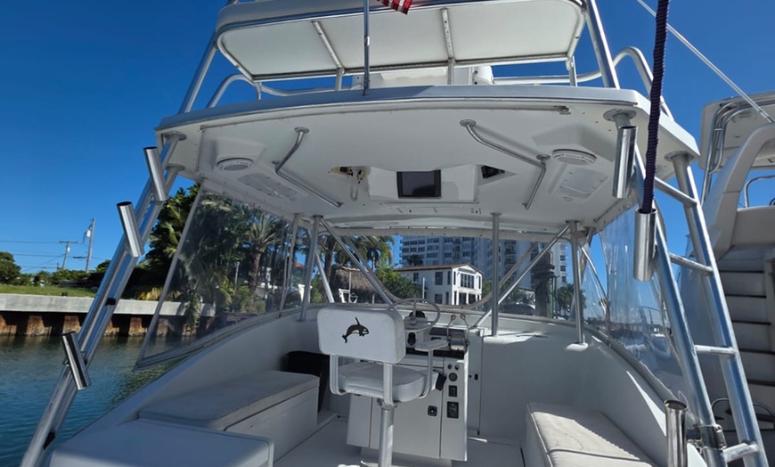 Image 10: 4 or 8 Hour Private Deep Sea Fishing Charter Experience in Miami Beach