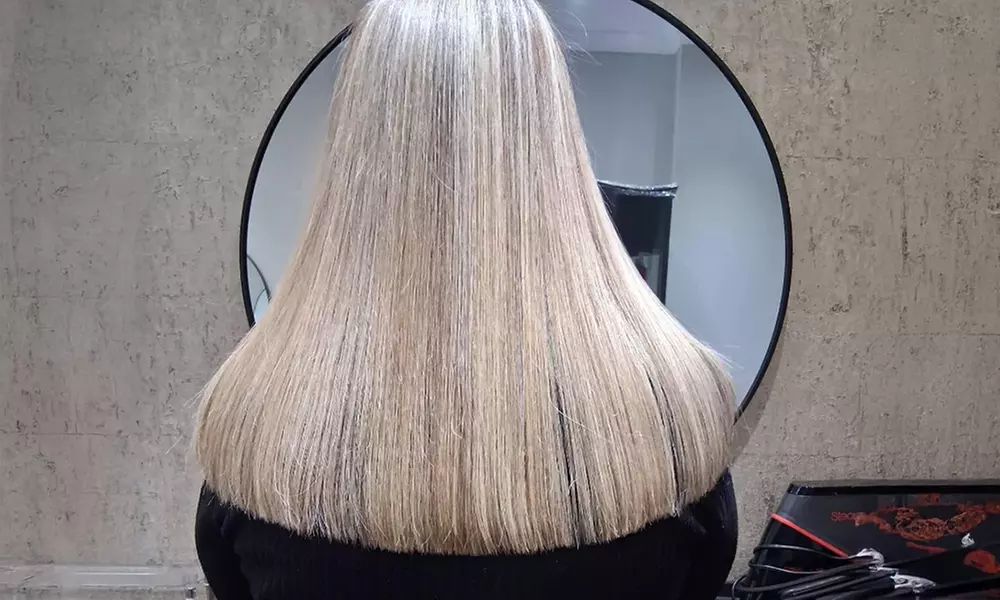 Refresh Look: Wash, Cut & Blowdry or WCB & Half/ Full Head Highlights