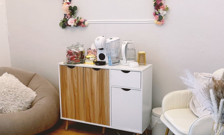 Image 3: 30, 60 or 90-Minute Relaxing Massage Sessions