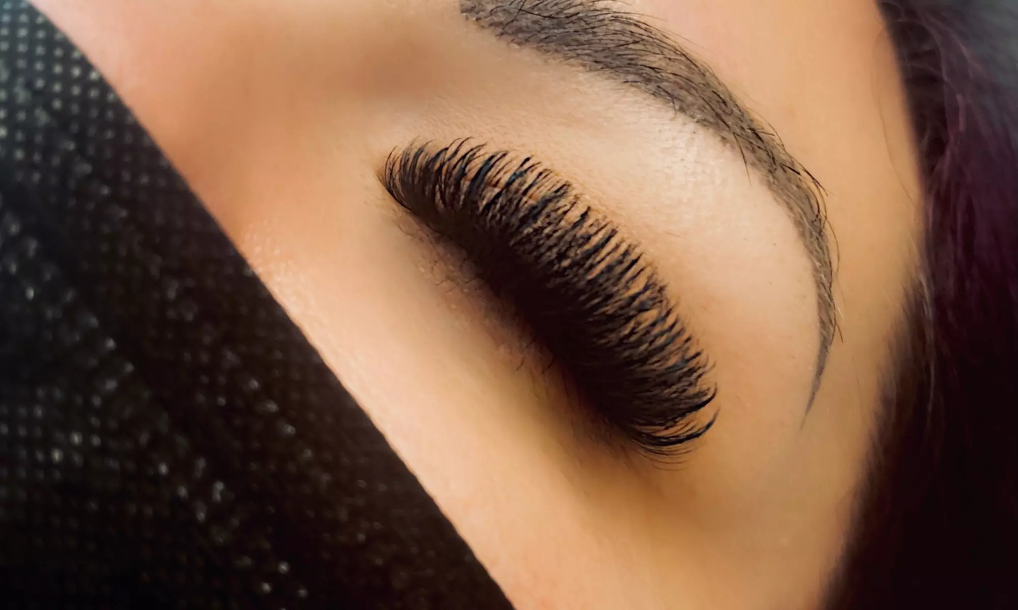 Flawless Lashes: Classic, Volume, or Mega Volume Set Eyelash Extension