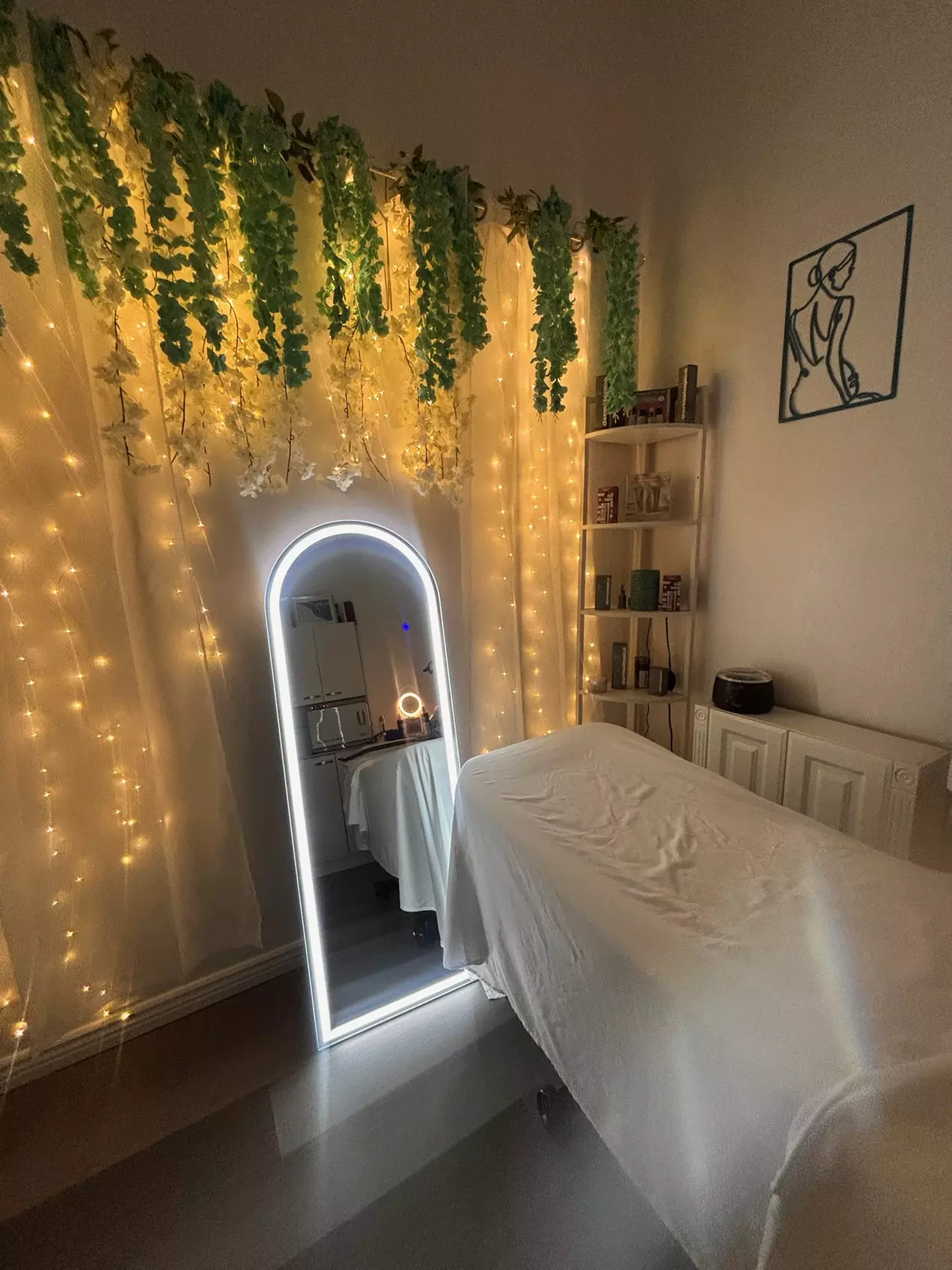 High Frequency Detox Facial for Clearer Skin