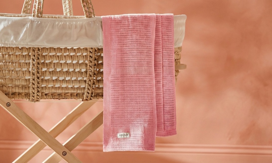 Image 6: 2 Pack Silentnight Safe Nights Cellular Baby Blanket - 100% Cotton, Breathable 