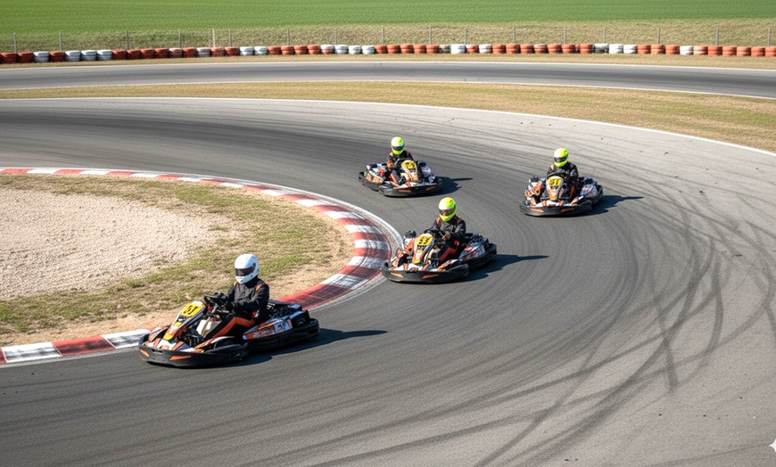Image 7: 2 sesiones de karting de 10 minutos para 1 o 2 personas 