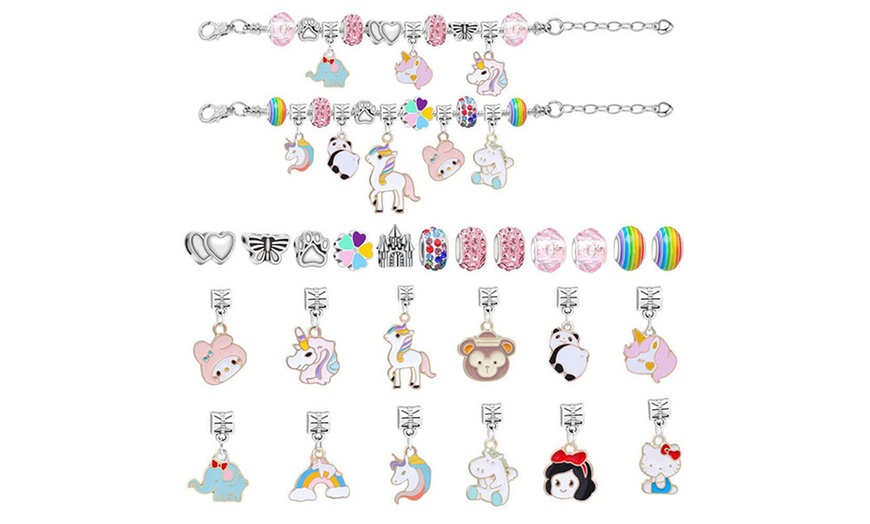 Image 4: Christmas Jewellery 24 Days Advent Calendar