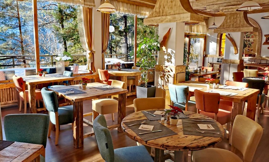 Image 3: Slovenia: soggiorno in camera doppia o familiare con colazione