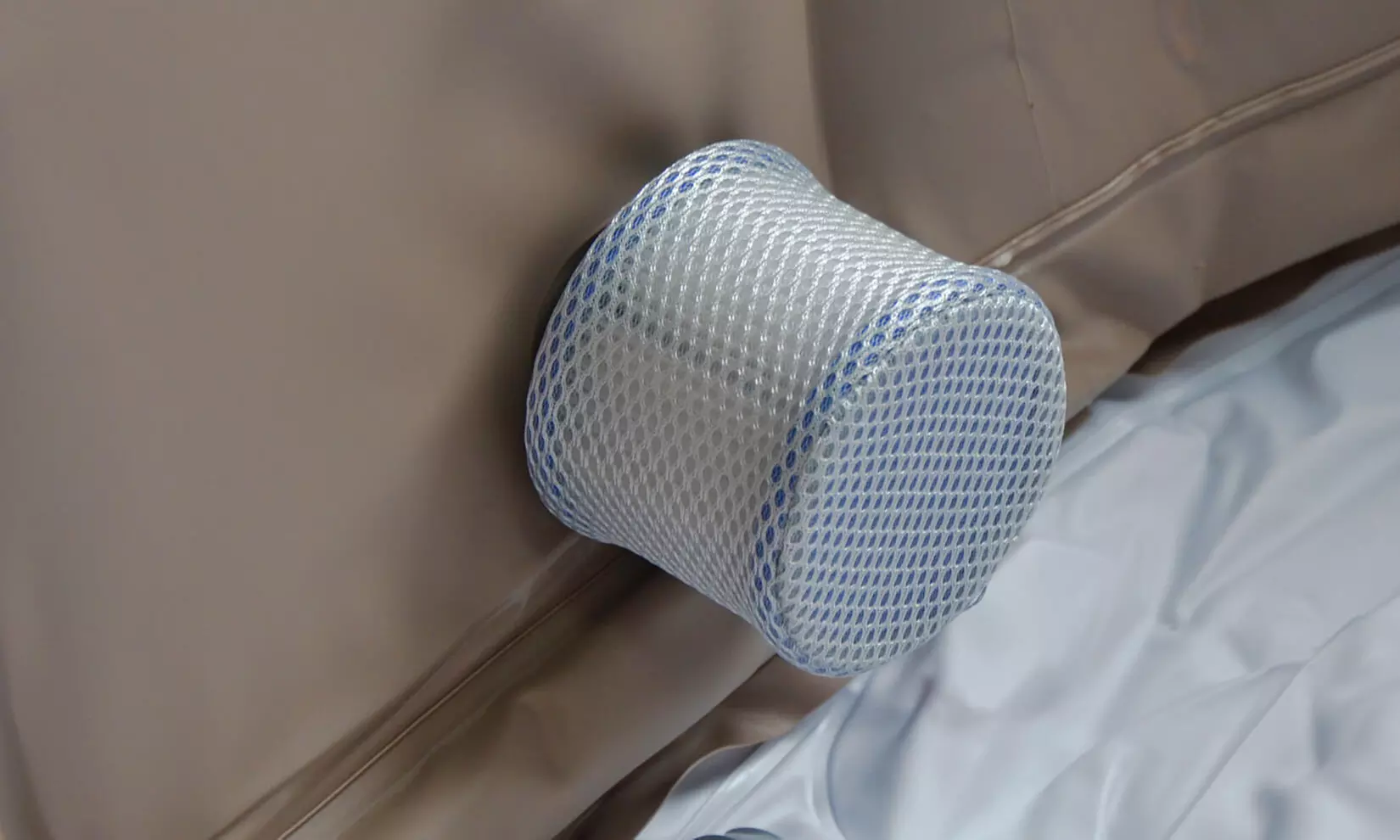 Home Deluxe Aufblasbarer Outdoor-Whirlpool SPLASH für bis zu 6 Personen