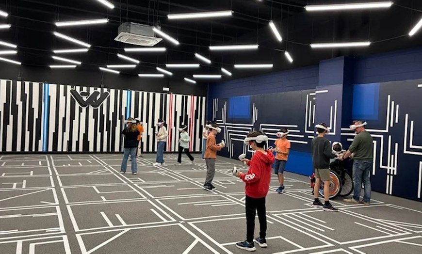 Image 1: Juego de realidad virtual para todas las edades para 1, 2 o 4 personas