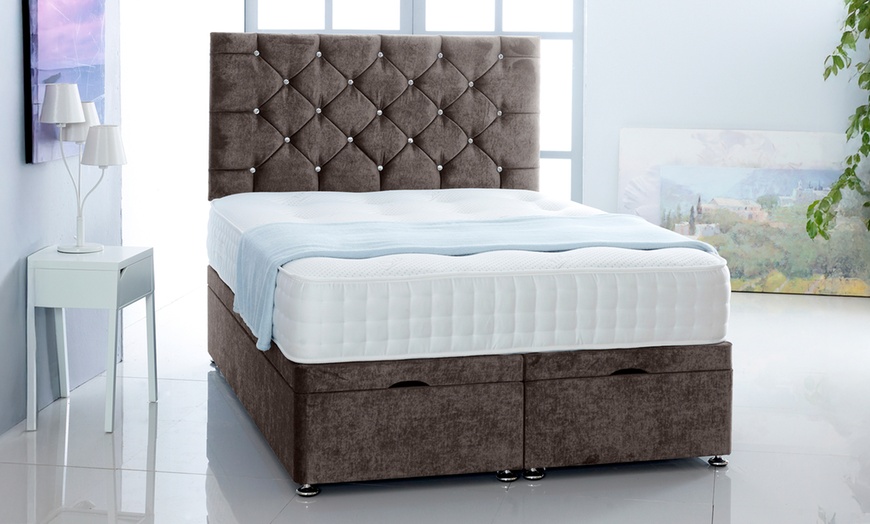 Image 5: Naples Velvet Ottoman Divan Bed 
