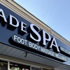 Image 4: 45 or 60-Min Couples Foot or Body Massage
