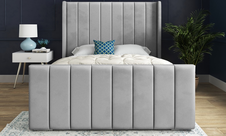 Image 6: DS Living Oxford Panel Upholstered Soft Velvet Bed