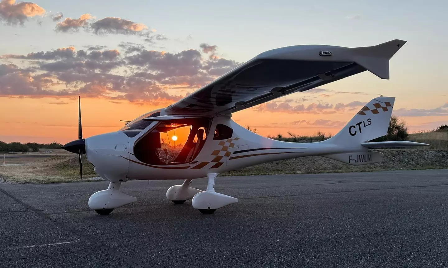 Baptême de l'air en ULM au-dessus du Lot