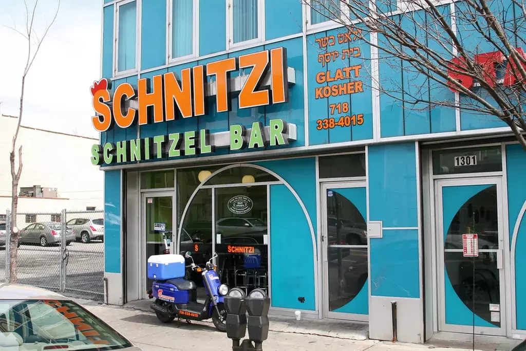 $25 or $50 General Spend or Full/Half Sandwich + Chips or Fries & More