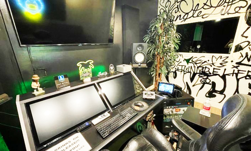 Image 3: Record Your Music with In-Studio Recording Sessions!