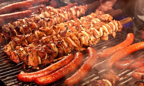 Menu con grigliata mista di carne o hamburger per 2 o 4 persone a La Pecora Nera Ristofamily (sconto fino a 71%)