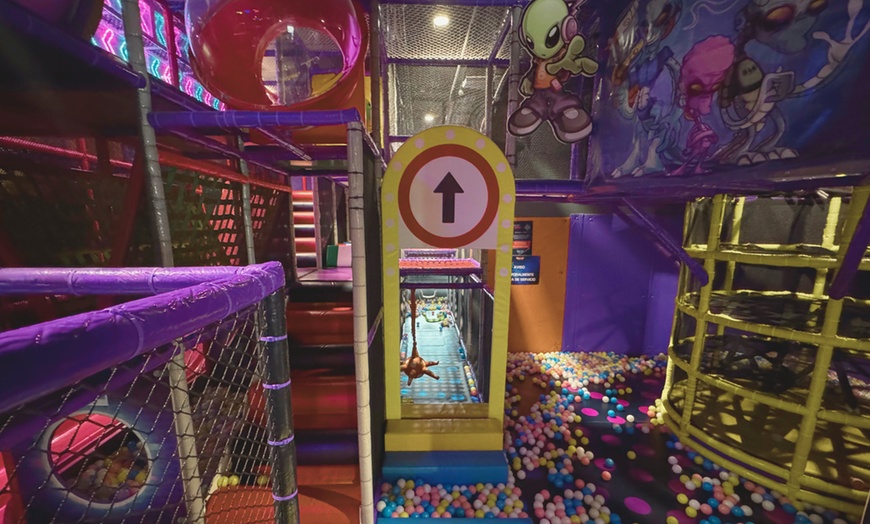 Image 11: 1 hora de saltos en World Jump - Atenea para 1 persona