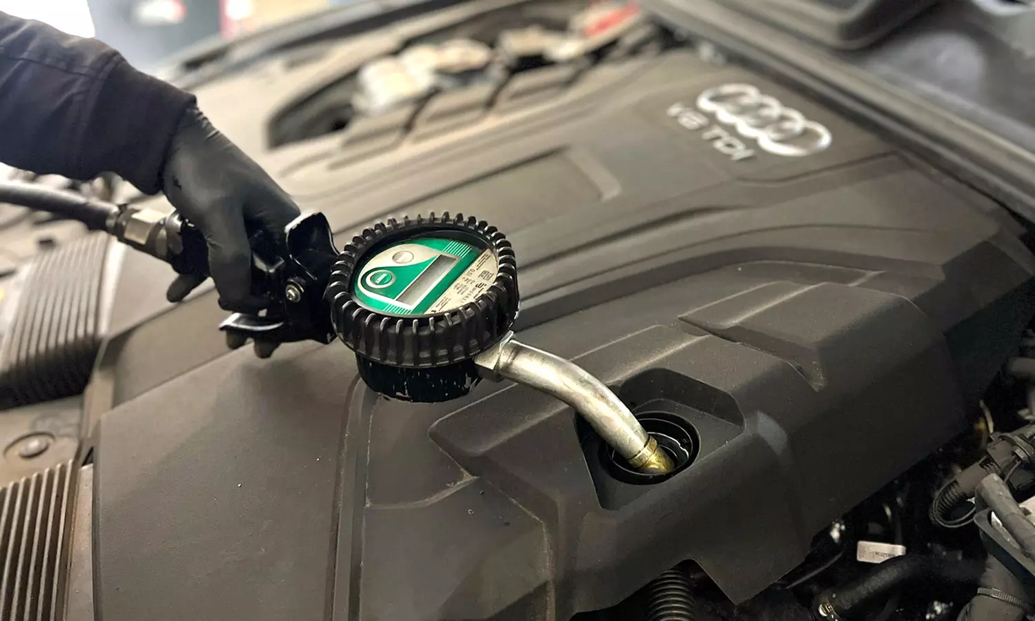 Kleine Autoinspektion inkl. Ölwechsel und Filterwechsel für 1 Fahrzeug