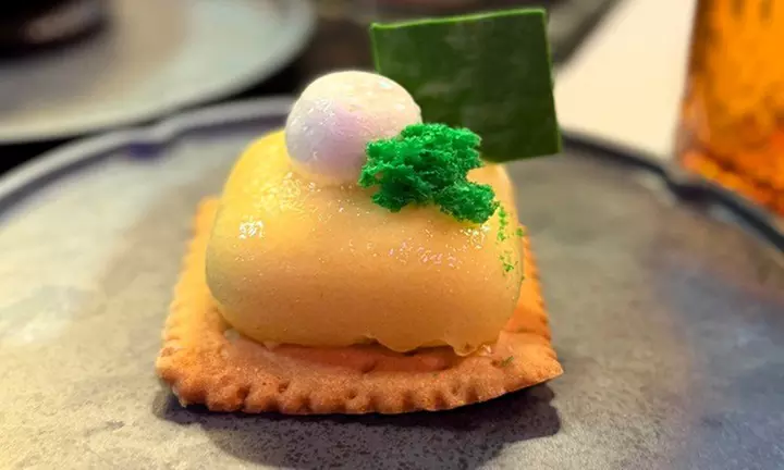 Menú coreano con seteu a compartir, 2 principales, postre y bebidas