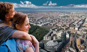 Berlin von oben: VIP Auffahrt für 2 Erw. / VIP-Auffahrt-Familienticket inkl. 360° Panoramakarte (bis 45% sparen)