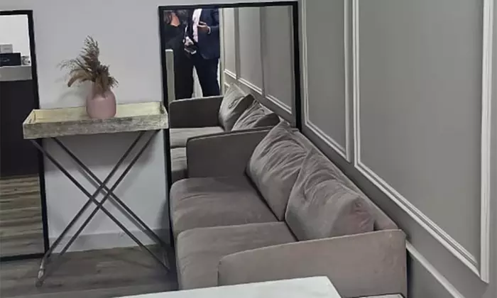 Revitalize Your Look with 60-Minute Deep Cleaning or Hydra Facial